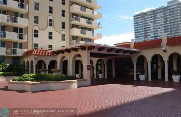 Hallandale, FL 33009,1912 S Ocean Dr  #8D