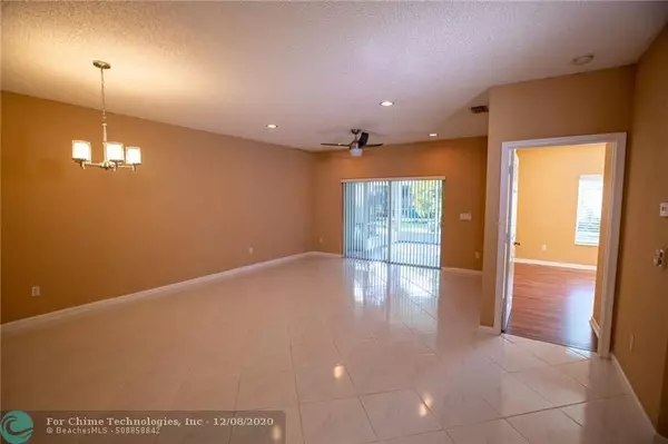 Deerfield Beach, FL 33442,4746 SW 12th Pl  #4746