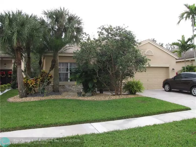 5768 Saddle Trail Ln, Lake Worth, FL 33449