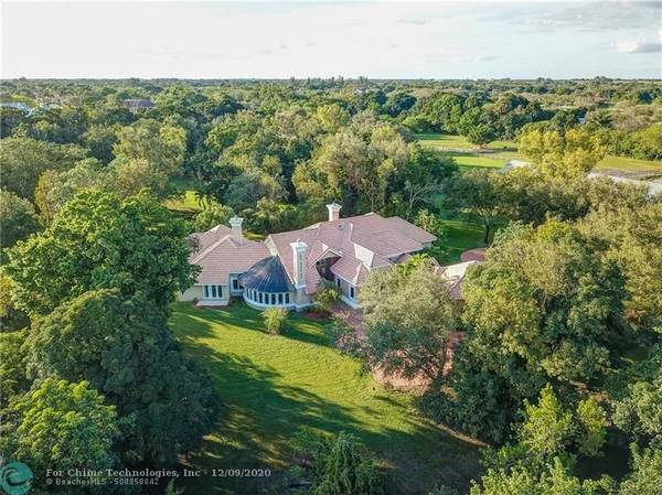 13902 Casa Moorreye Dr, Southwest Ranches, FL 33330