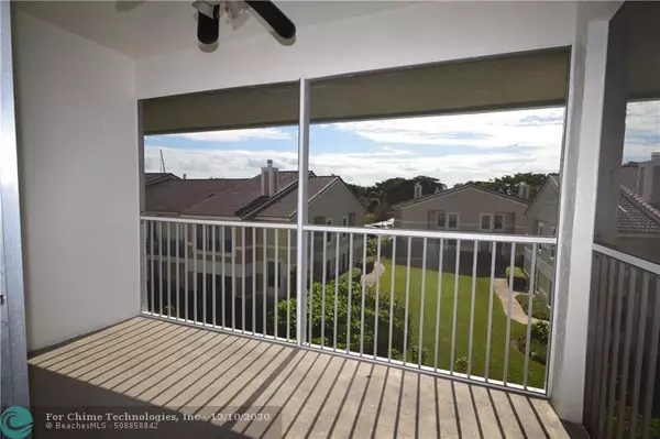 Coral Springs, FL 33065,2980 Riverside Dr  #327-3