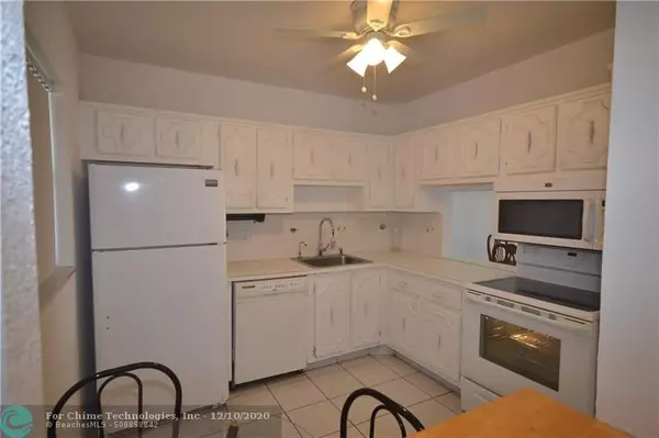 Coral Springs, FL 33065,2980 Riverside Dr  #327-3