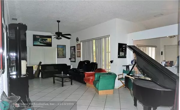 Plantation, FL 33322,10521 NW 11 COURT