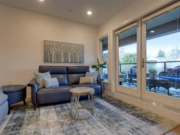 Saanich, BC V8Z 0E5,745 Travino Lane #210