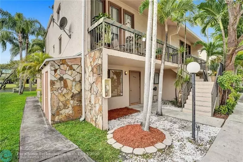 529 N University Dr  #74, Plantation, FL 33324