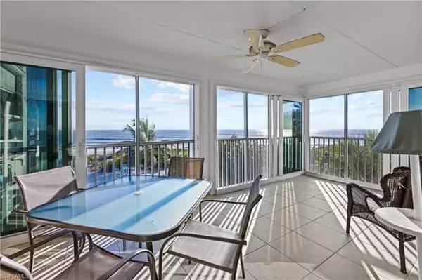 Sanibel, FL 33957,3057 W Gulf DR #6