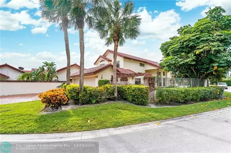 21693 Club Villa Ter, Boca Raton, FL 33433