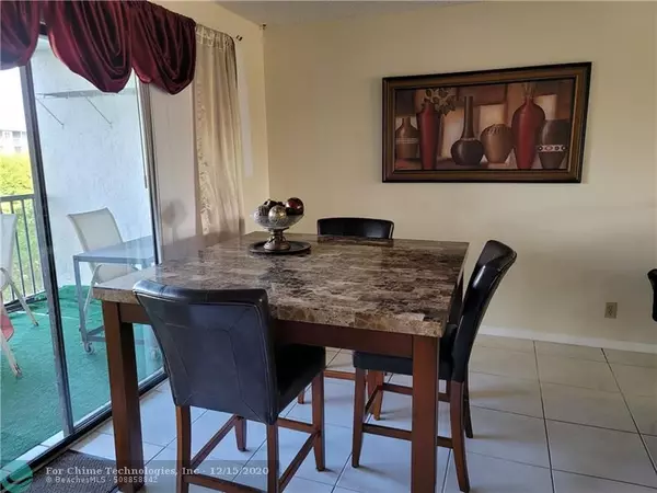 Pompano Beach, FL 33069,2217 Cypress Island Dr  #407