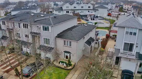 74 Everton AVE, Staten  Island, NY 10312