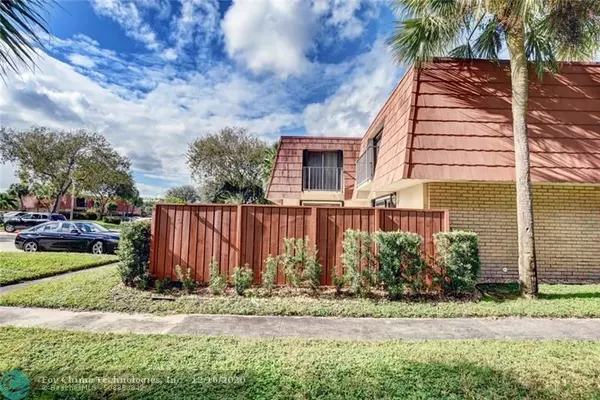 Boynton Beach, FL 33436,135 Live Oak Ln  #135