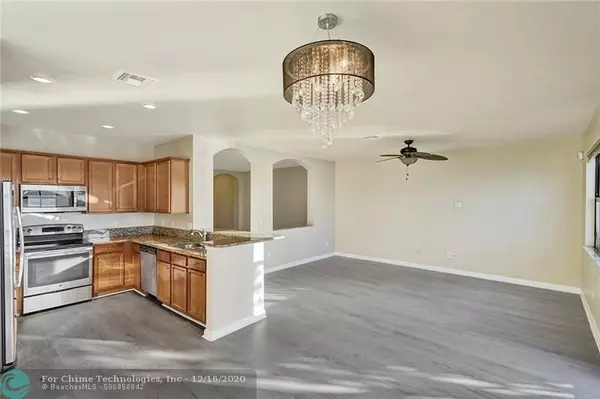 Parkland, FL 33076,8407 Lakeview Trail  #8407