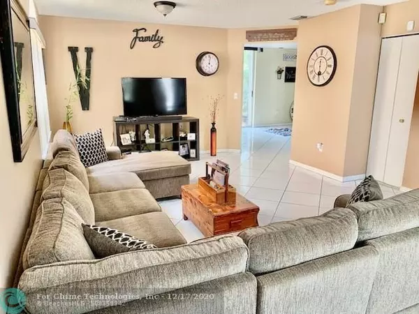 Coral Springs, FL 33071,11744 SW 1st St