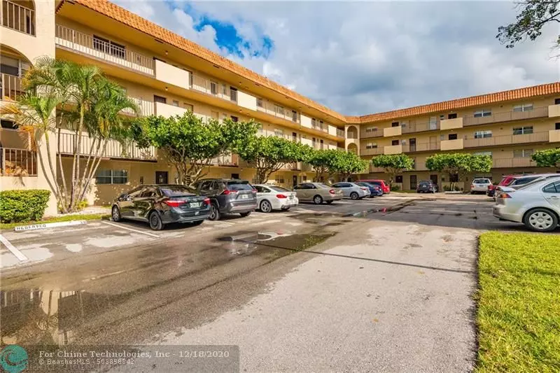 5961 N Falls Circle Dr  #302, Lauderhill, FL 33319