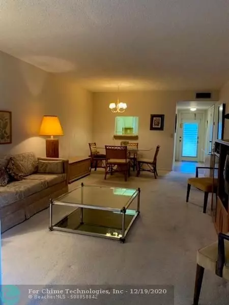 Sunrise, FL 33322,9881 Sunrise Lakes Blvd  #111