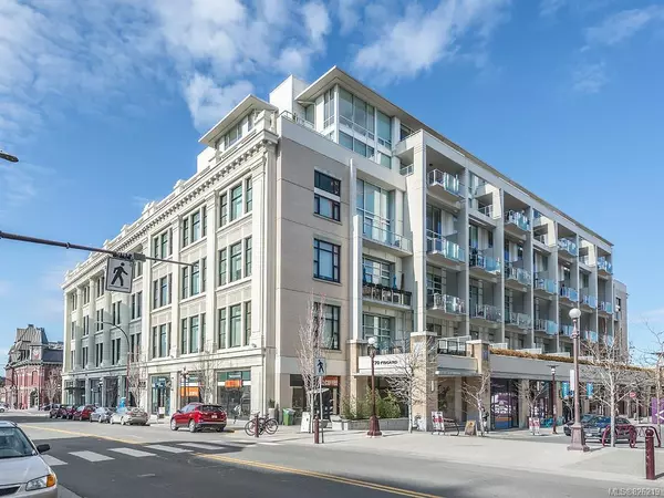 Victoria, BC V8W 0B8,770 Fisgard St #443