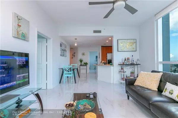 Hallandale, FL 33009,1945 S Ocean Dr  #1514