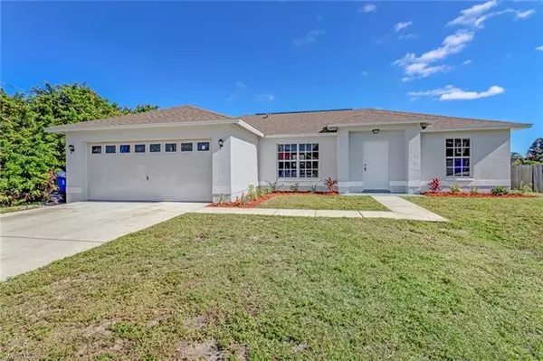 819 Umber DR, Fort Myers, FL 33913