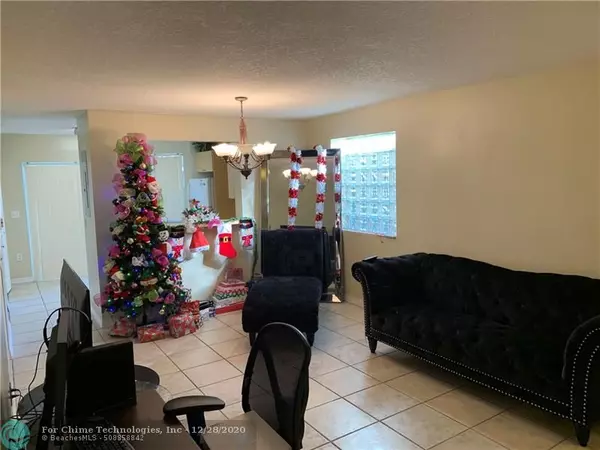 Pembroke Pines, FL 33024,681 NW 78th Ter  #106