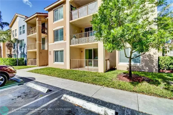 Boynton Beach, FL 33435,1307 Villa Circle  #1307