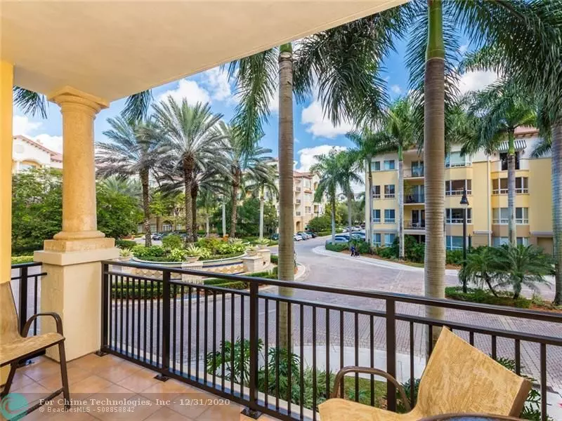 Weston, FL 33331,16101 Emerald Estates Drive  #240