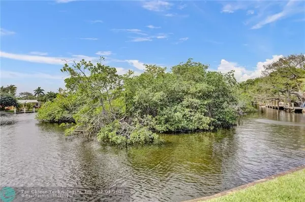 Wilton Manors, FL 33334,3004 NE 5th Ter  #310-C