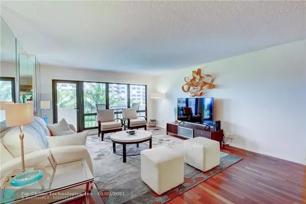 Lauderdale By The Sea, FL 33308,4900 N Ocean Blvd  #404