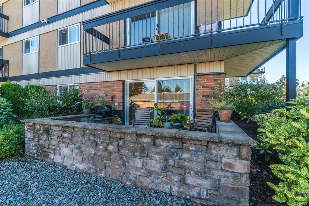 Parksville, BC V9P 1P5,255 Hirst Ave #108