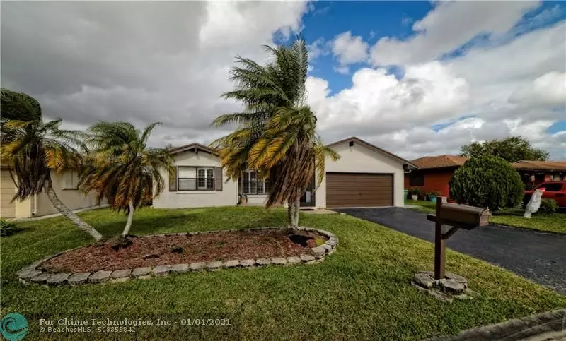 9711 NW 82nd St, Tamarac, FL 33321