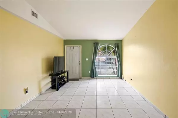 Hialeah, FL 33015,8345 NW 186th St  #205