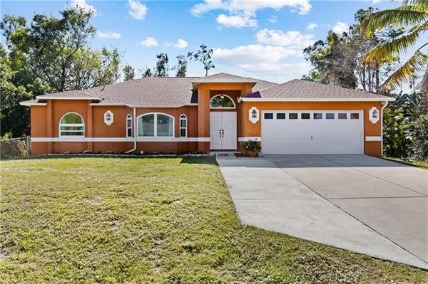 8104 Harrisburg DR, Fort Myers, FL 33967