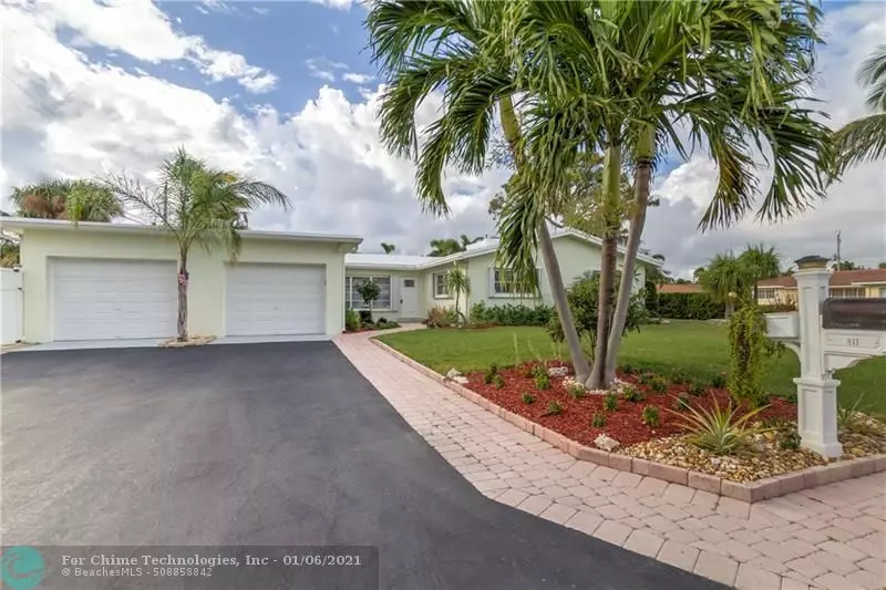 811 SE 13th Ave, Deerfield Beach, FL 33441