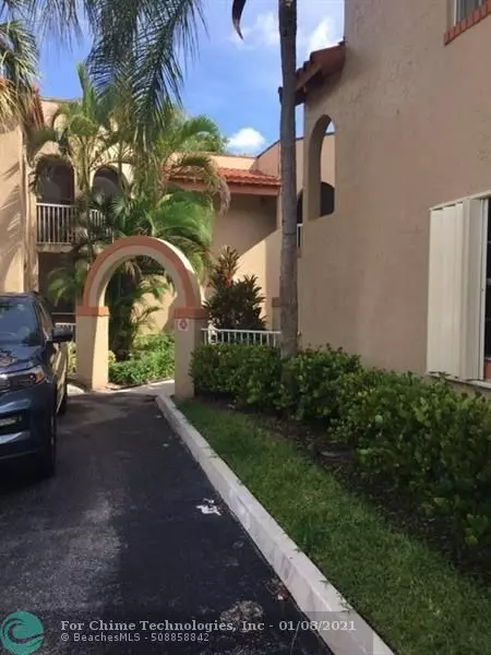 Pembroke Pines, FL 33025,8606 SW 3rd St  #204