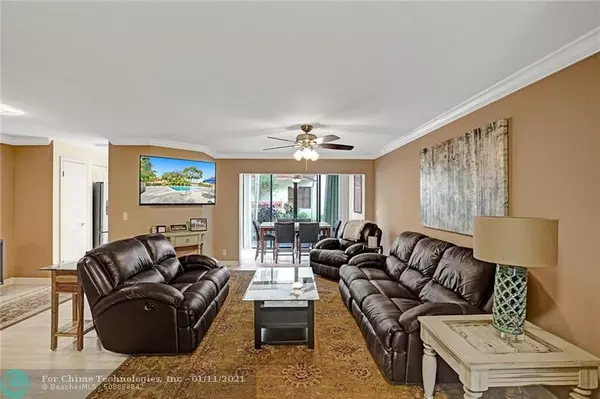 Hollywood, FL 33021,3207 Laurel Oaks Ln  #303