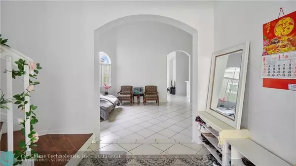 Coral Springs, FL 33076,12462 NW 57th St