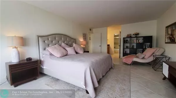 Pompano Beach, FL 33062,1800 S Ocean Blvd  #904