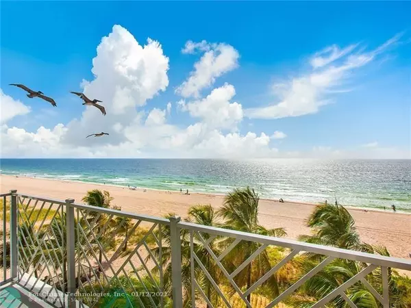 Lauderdale By The Sea, FL 33308,4510 El Mar Dr  #404