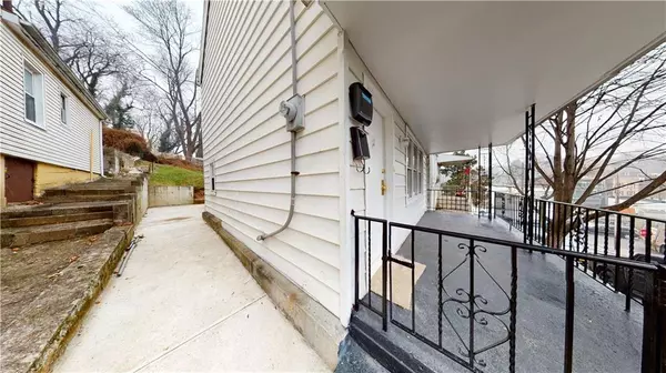 Staten  Island, NY 10301,11 Van Tuyl ST