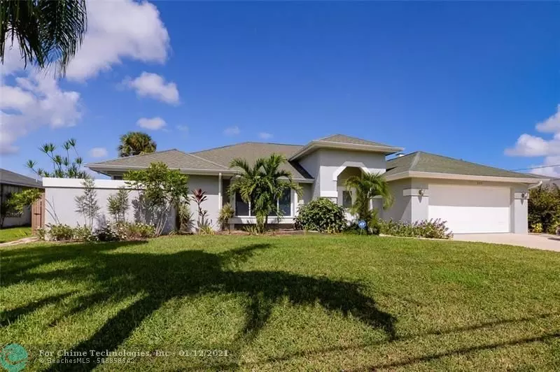 933 SW Abingdon Ave, Port Saint Lucie, FL 34953