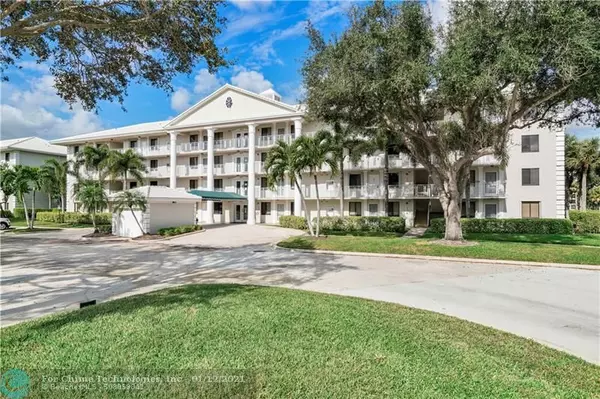 Boca Raton, FL 33433,6145 Balboa Cir  #304