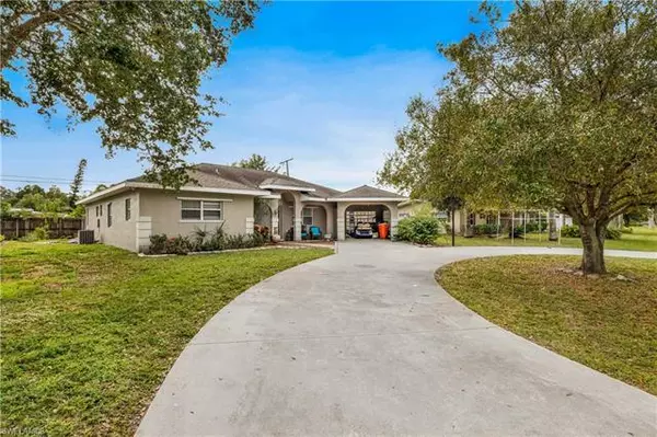 1316 Burtwood DR, Fort Myers, FL 33901