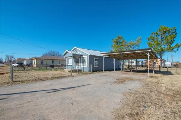 Maysville, OK 73057,404 1st Street