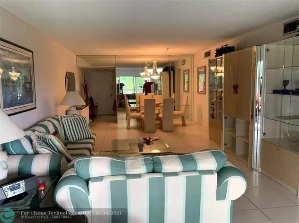 Pompano Beach, FL 33069,3100 N Palm Aire Dr  #308