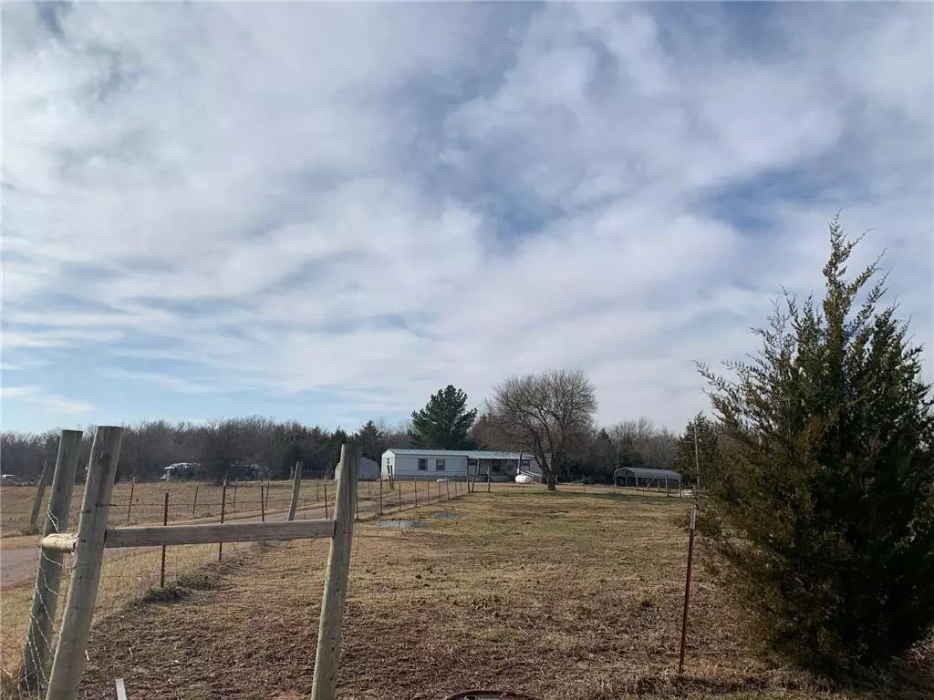 Earlsboro, OK 74840,48493 Sandy Rock Road