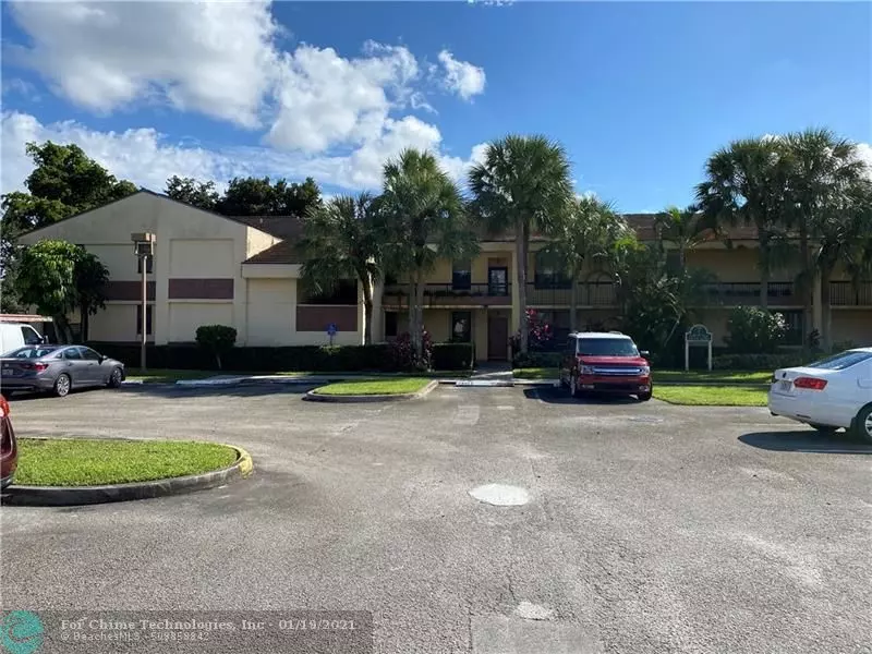 Plantation, FL 33317,7200 NW 1st St  #203