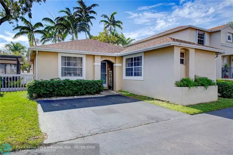 11736 NW 12th St, Pembroke Pines, FL 33026