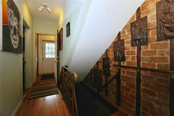 251 Saint Marks PL, Staten  Island, NY 10301