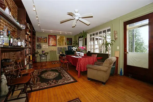 251 Saint Marks PL, Staten  Island, NY 10301