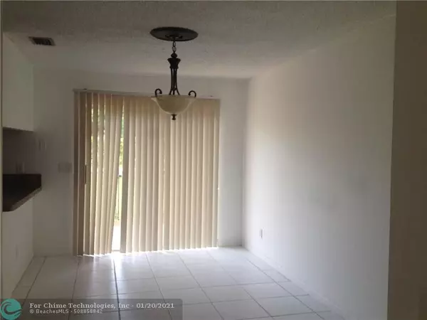 Hollywood, FL 33026,2909 Belmont Ln  #2909