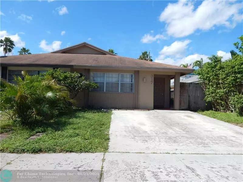 317 SW 35th Ave, Deerfield Beach, FL 33442