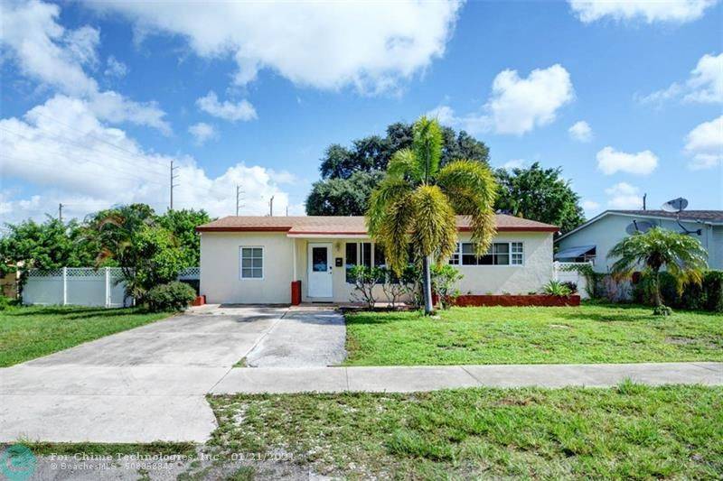 222 SW 3rd St, Dania Beach, FL 33004